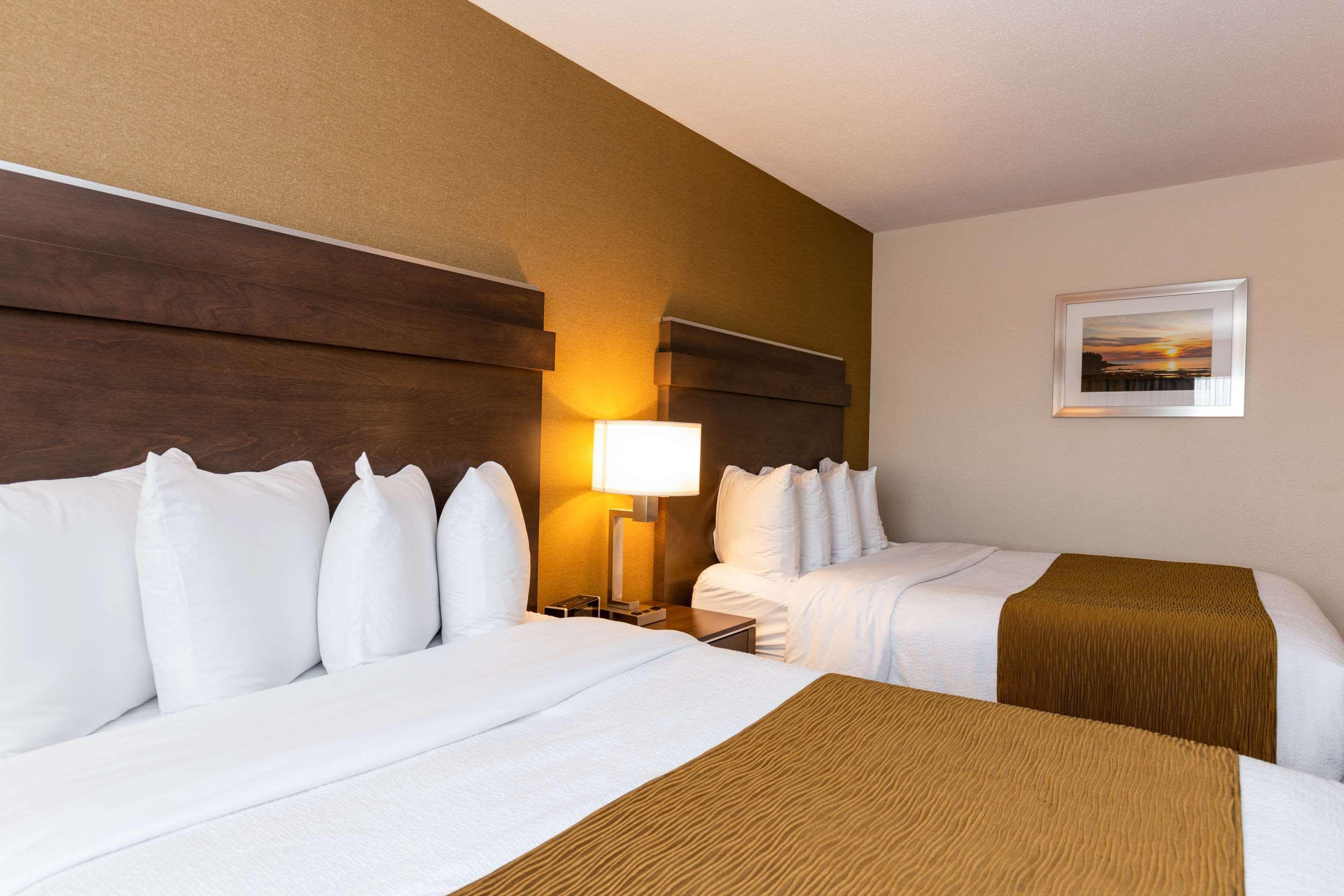 Quality Inn & Suites Matane Exterior foto