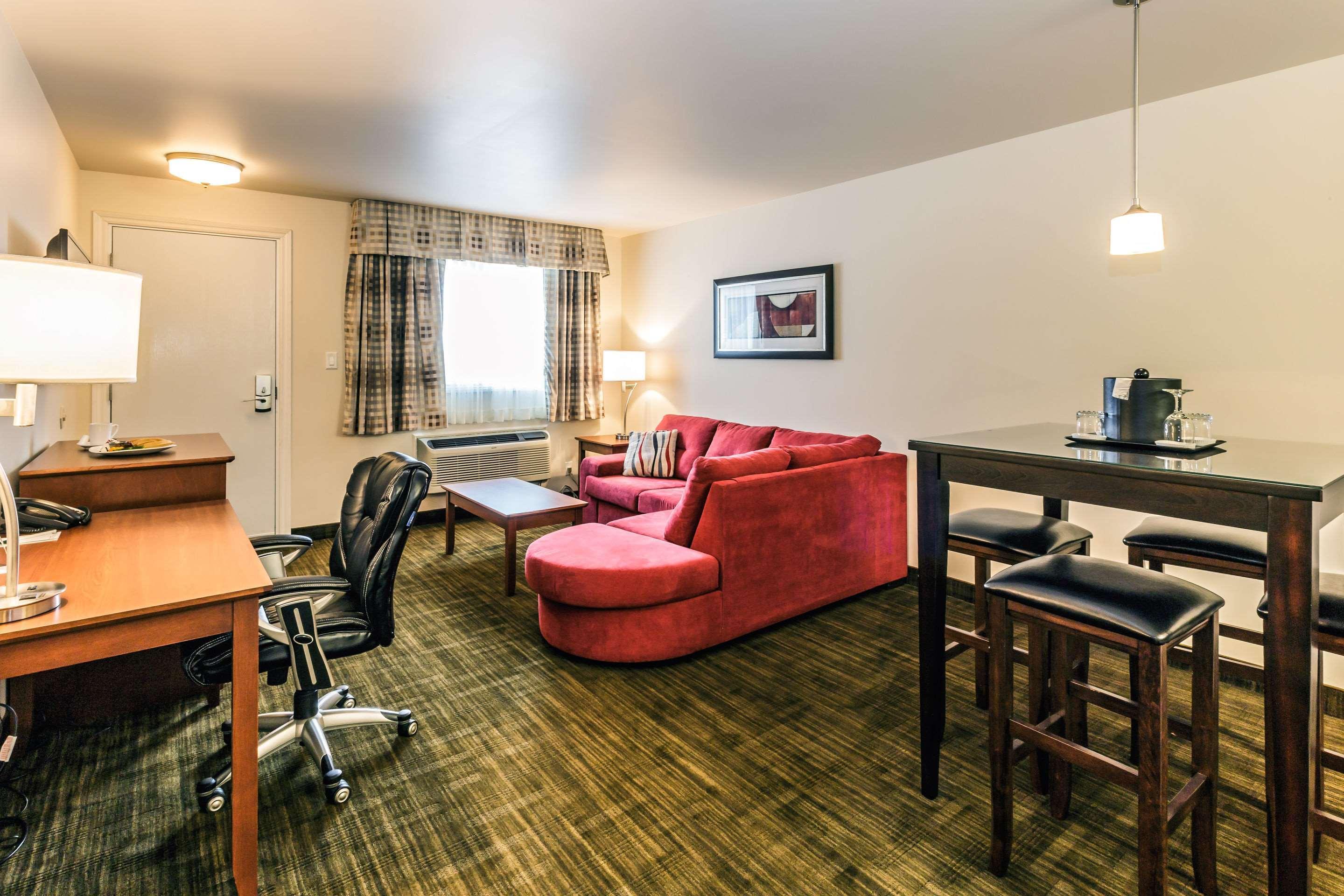 Quality Inn & Suites Matane Exterior foto